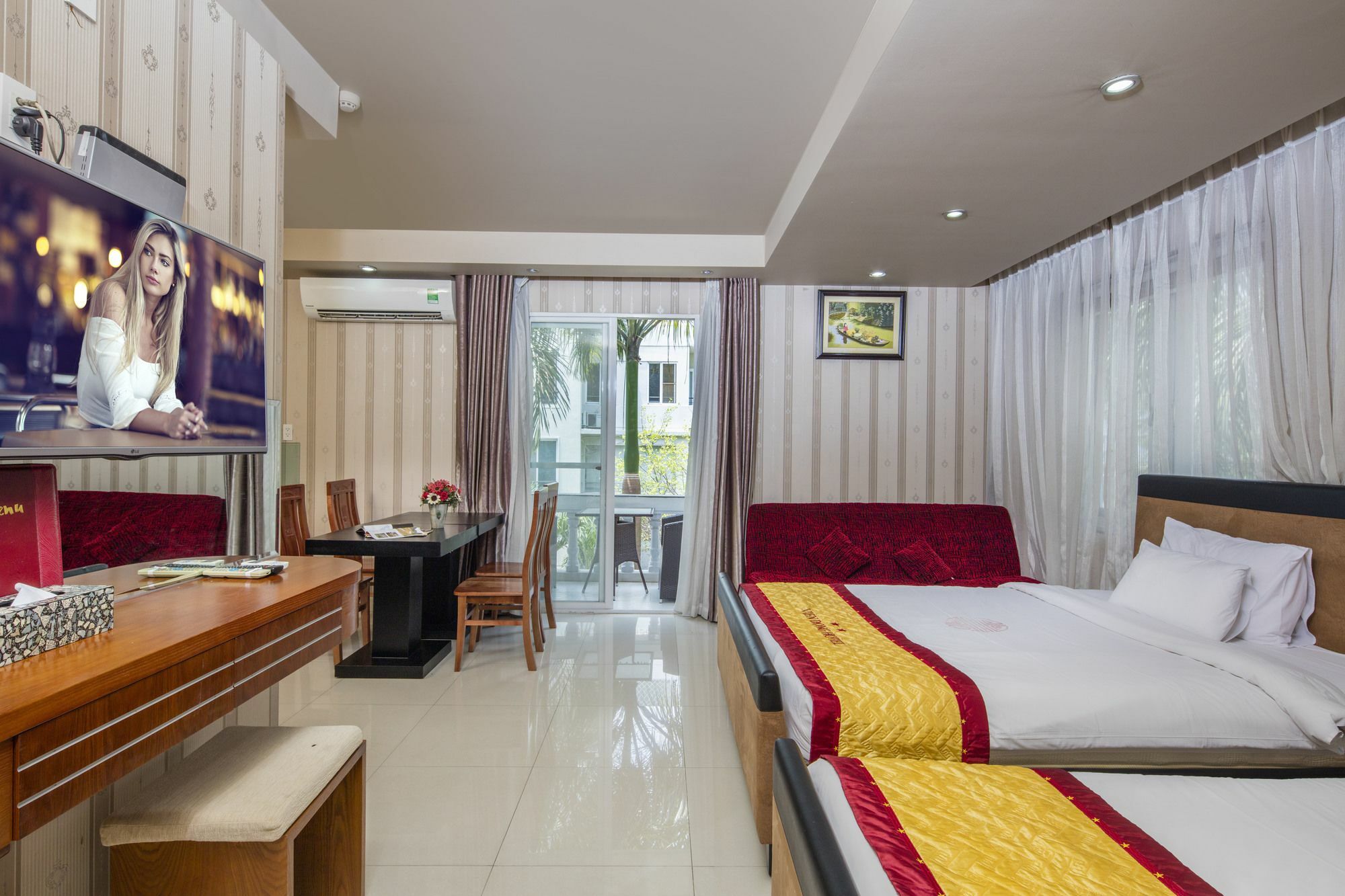 Khách sạn South Saigon TP. Hồ Chí Minh